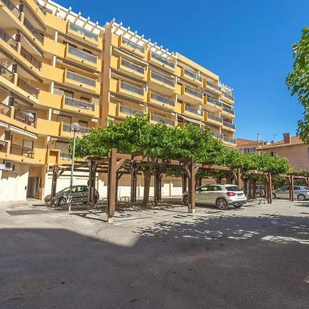 Appartement Saint James-14 By Interhome Le Lavandou